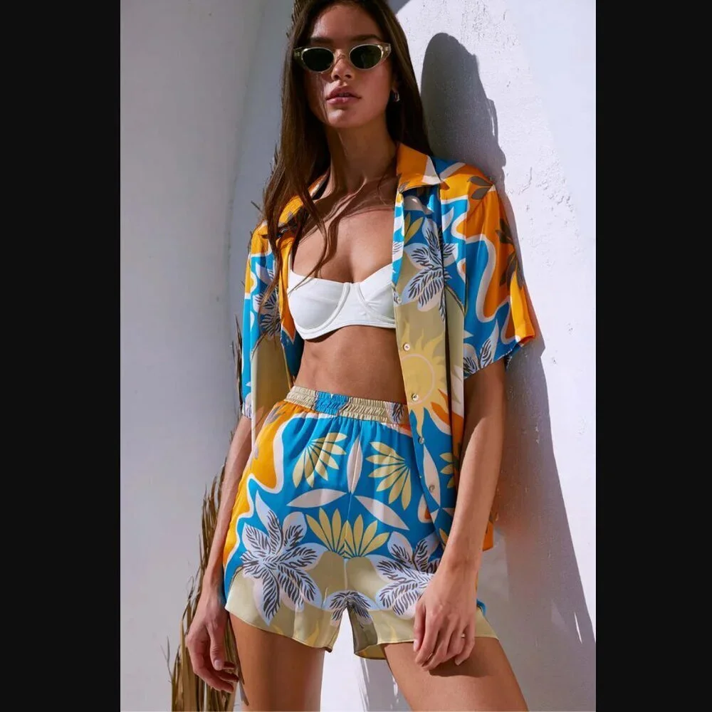 Misa Los Angeles Solange Top + Elam Shorts Patterned Satin Matching Set M